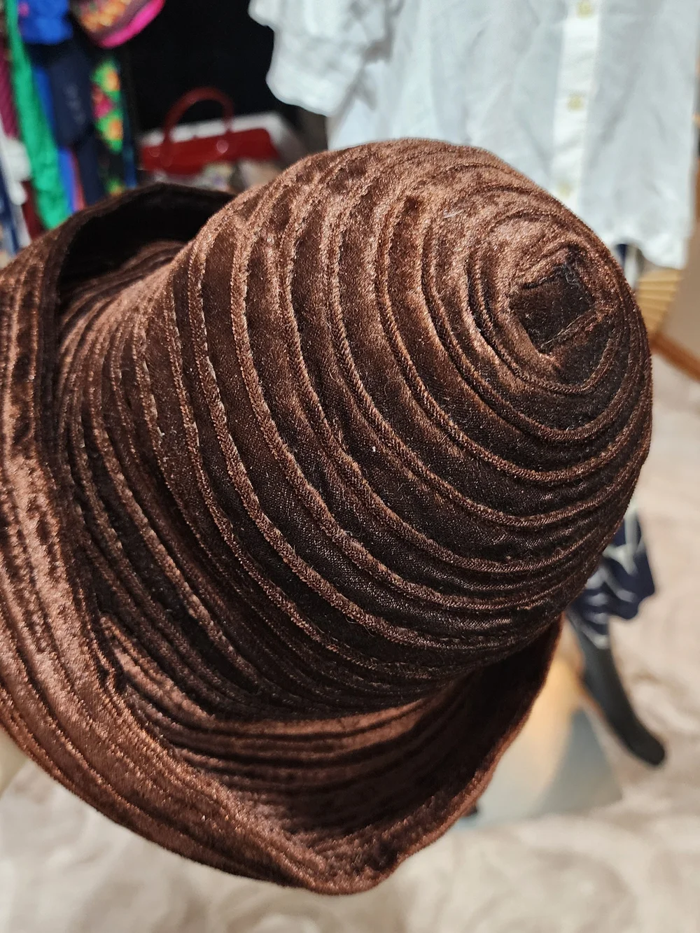 Vintage Brown Velvet Ruched Cloche Hat - Women Accessories - Picture 6 of 7